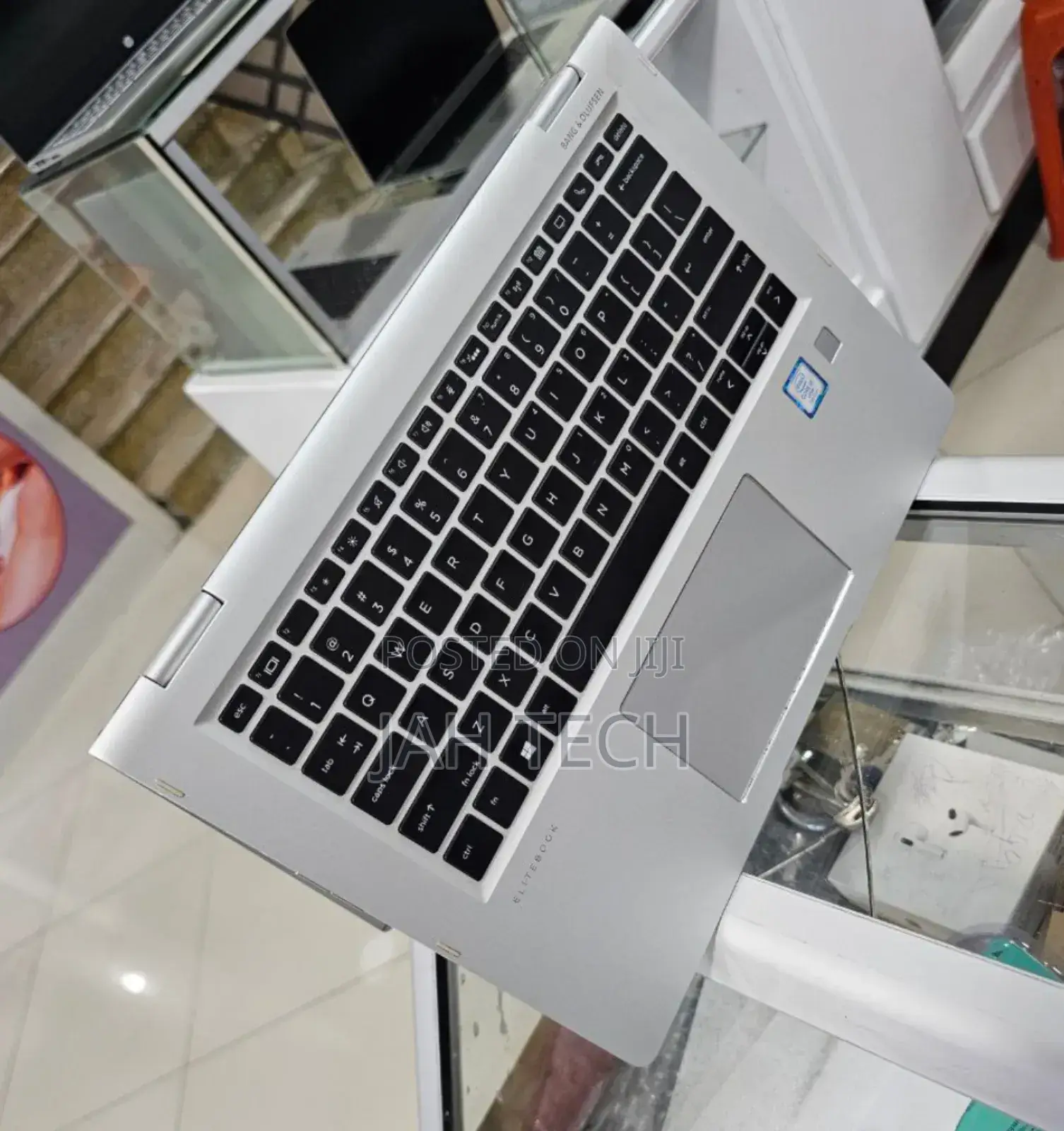 New Laptop HP EliteBook X360 1030 G2 8GB Intel Core I5 SSD 256GB