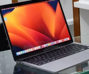 New Laptop Apple MacBook Pro 2022 M2 8GB Apple M2 SSD 256GB