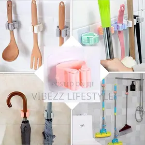 Mob and Utensils Hook