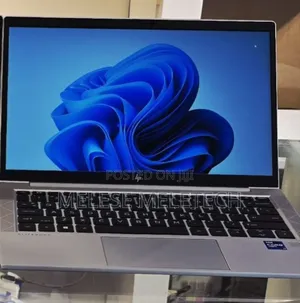 New Laptop HP EliteBook 830 G8 16GB Intel Core I7 SSD 512GB