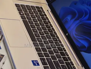 New Laptop HP EliteBook 830 G8 16GB Intel Core I7 SSD 512GB