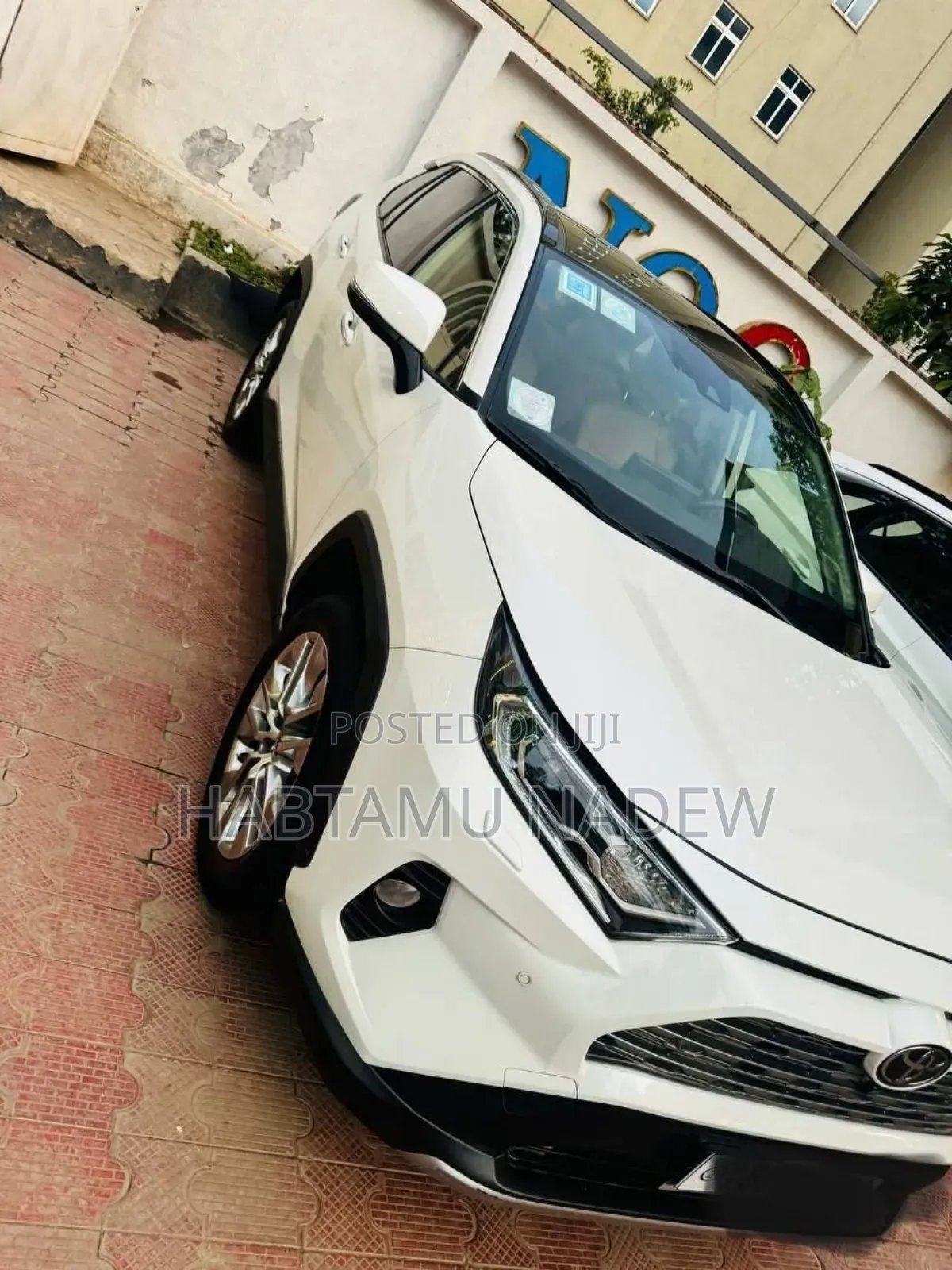 Toyota RAV4 2020 White