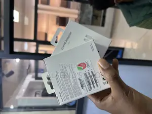 Samsung 25w Super Fast Charging Adapter