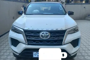 Toyota Fortuner 2020 Ivory