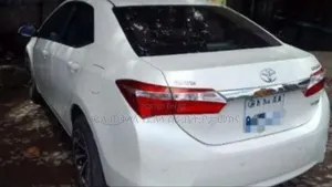 Toyota Corolla 2017 Ivory