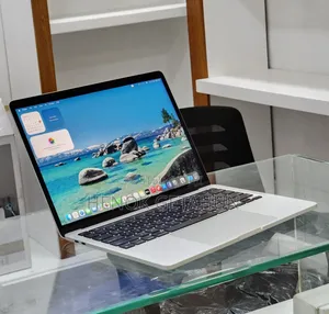 New Laptop Apple MacBook Pro M1 16GB Apple M1 Pro SSD 512GB