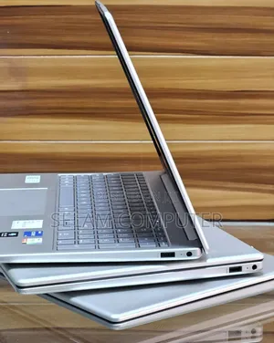 New Laptop HP Stream Notebook 16GB Intel Core I5 SSD 512GB