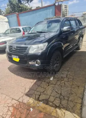 Toyota Hilux 2.5 D-4D SRX 2012 Gray