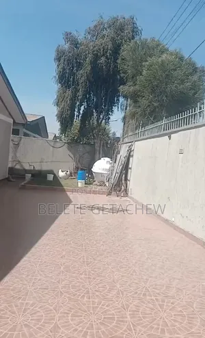 Sarbet, Land For Sale 305sqm