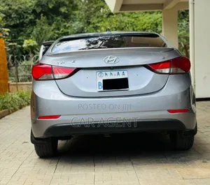 Hyundai Avante 2015 Silver