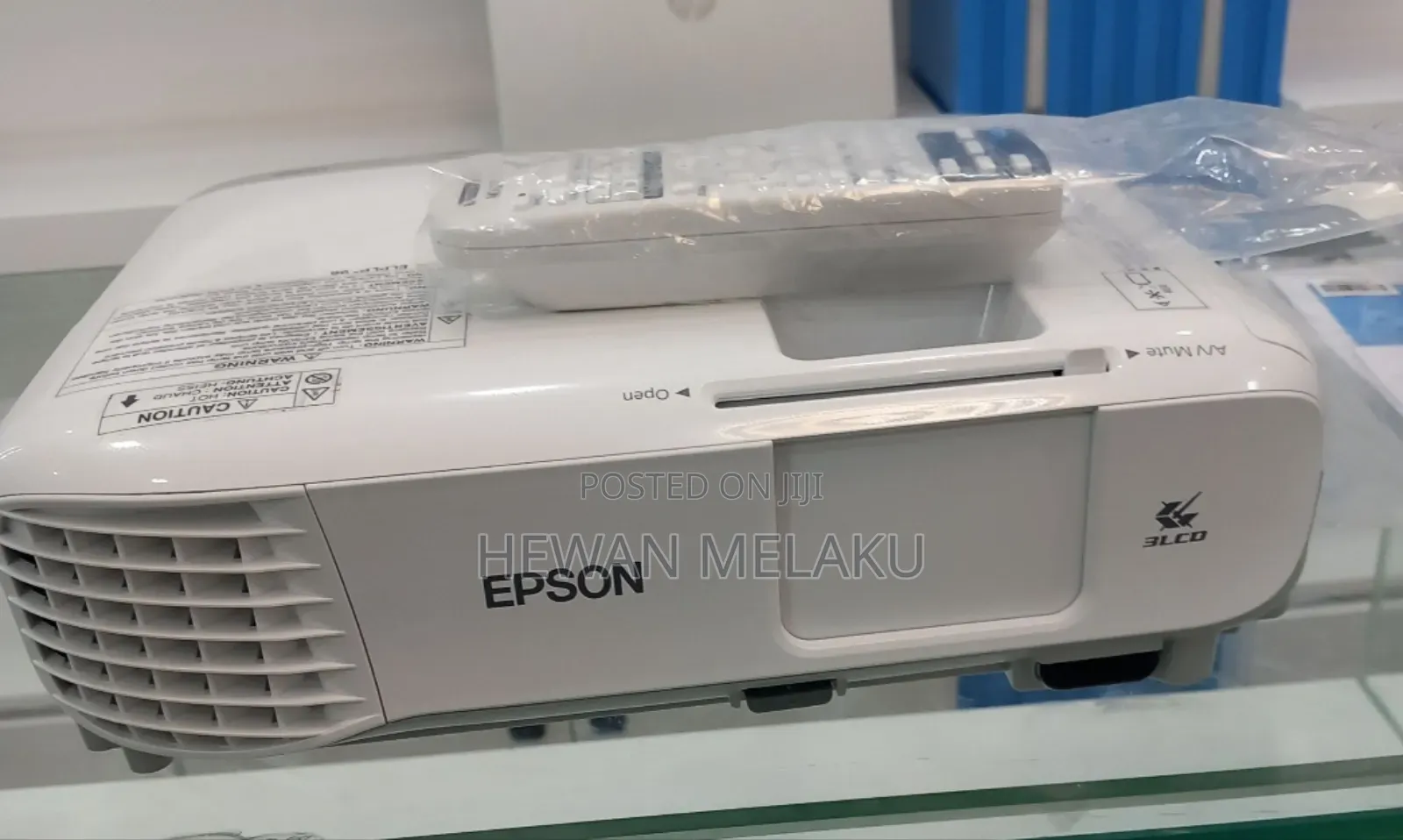 Brand New Epson Projector With Manual Model Name: Eb-X39