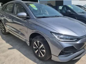 BYD E2 43 kWh 94 hp FWD 2025 Teal