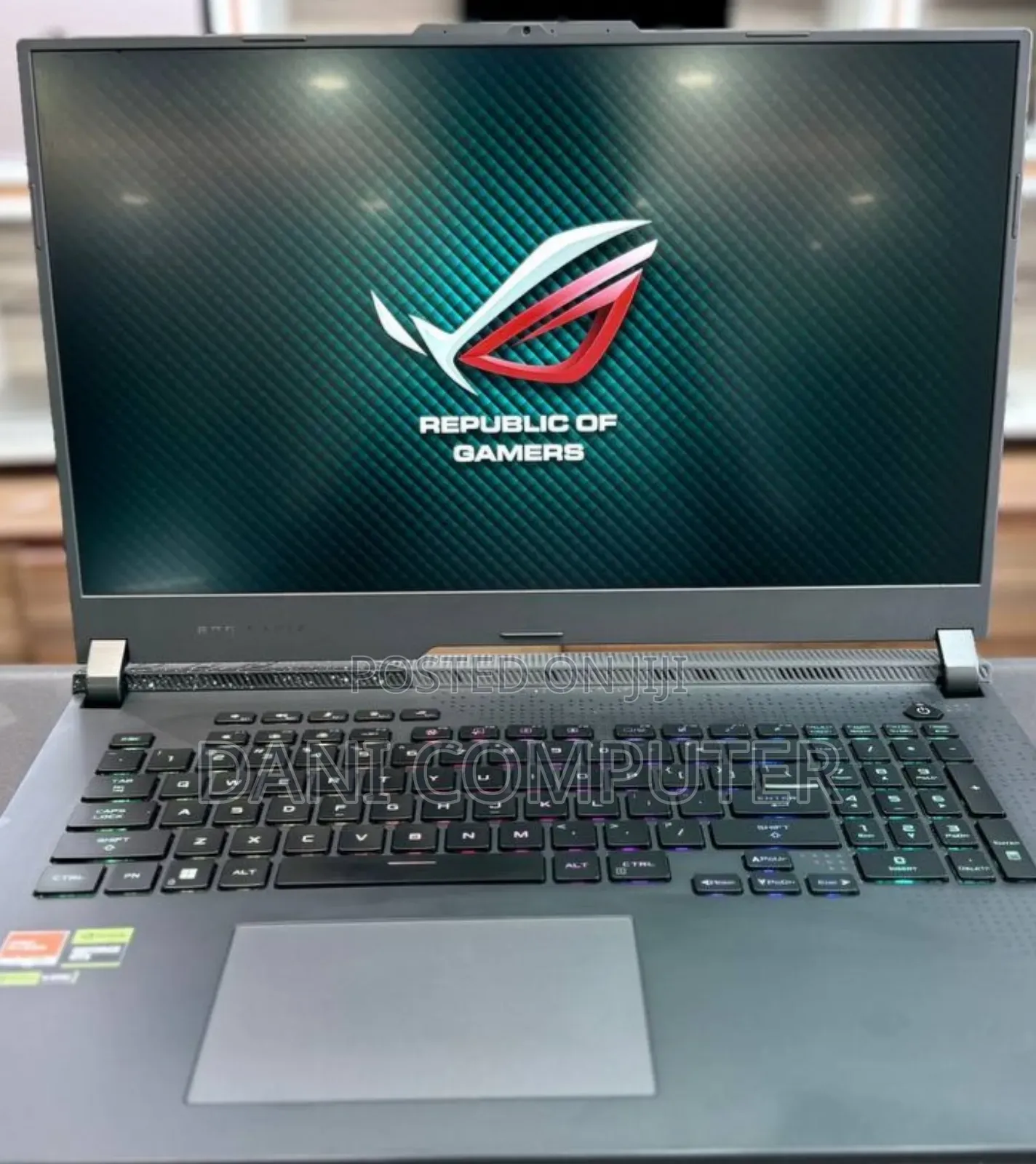 New Laptop Asus ROG Strix G17 16GB AMD Ryzen 9 SSD 1T