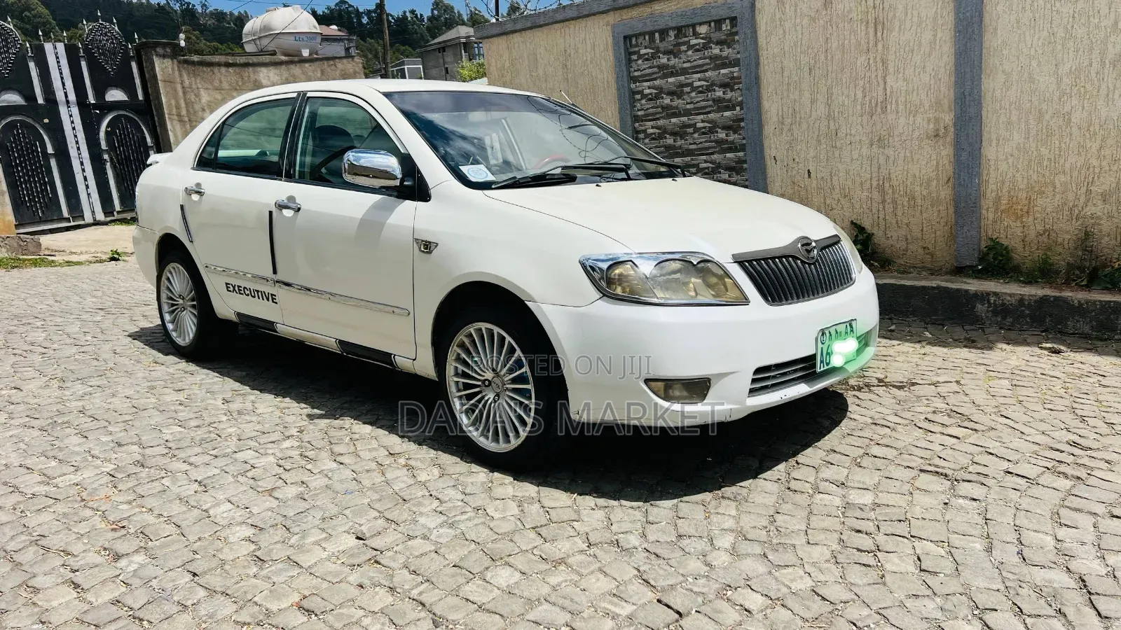Toyota Corolla 2005 White