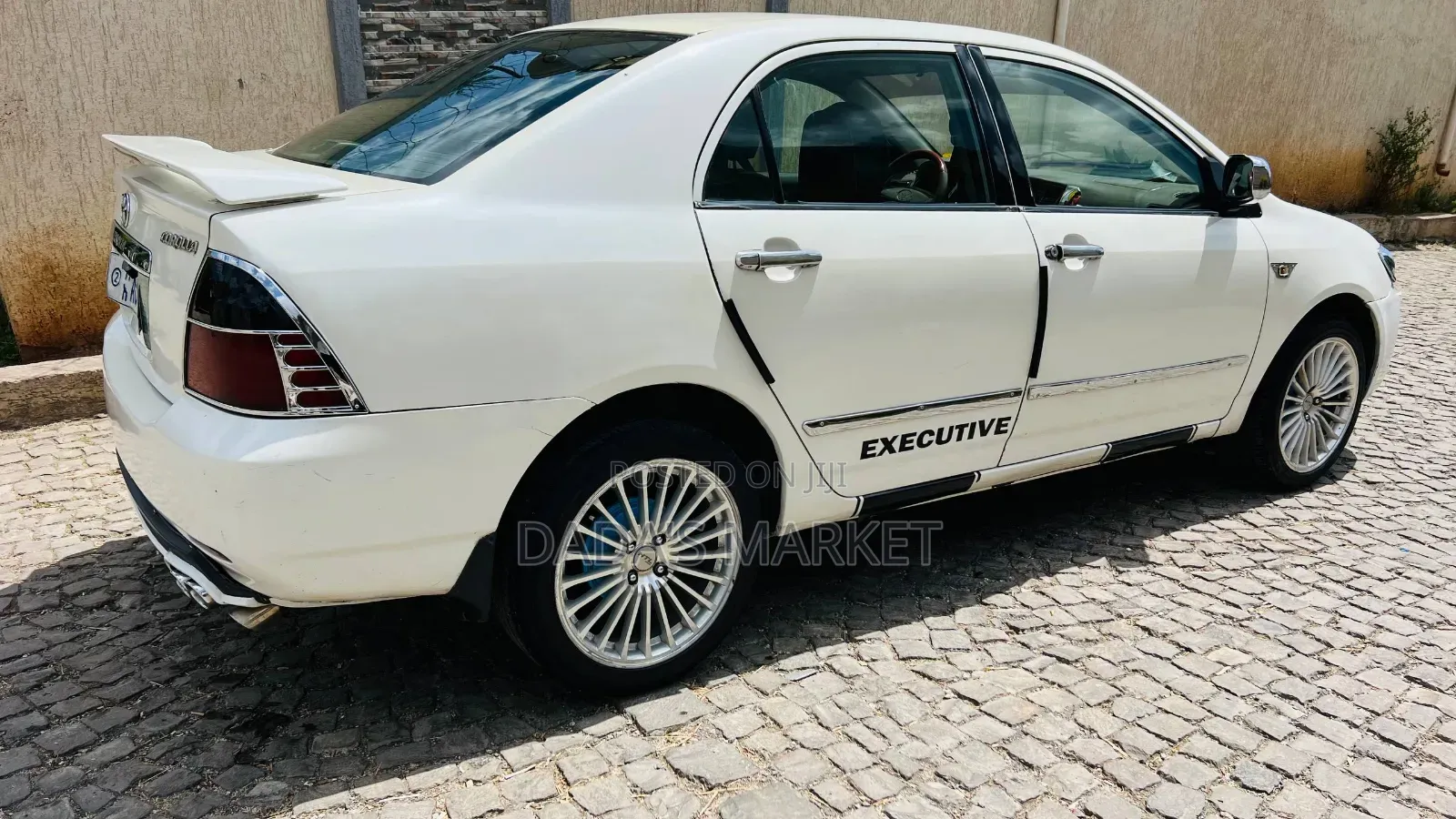 Toyota Corolla 2005 White