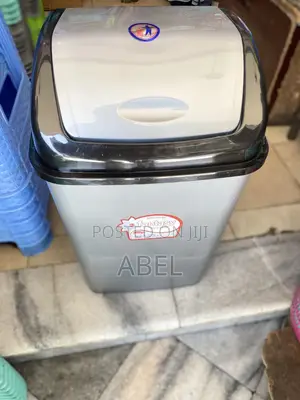 35liter Swing Dust Bin Keep Your Space Clean