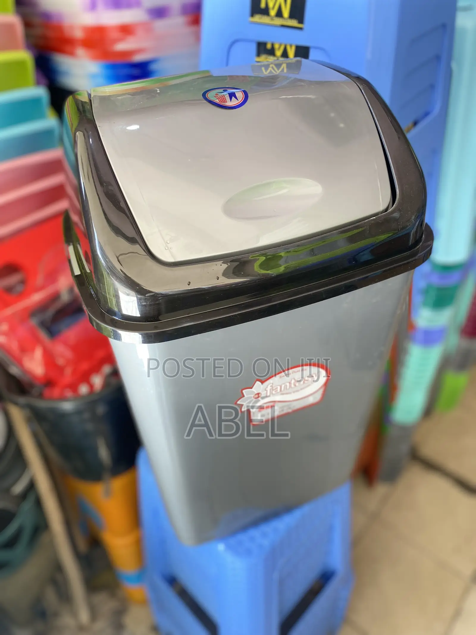 35liter Swing Dust Bin Keep Your Space Clean