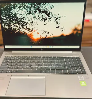 New Laptop HP ZBook 14 16GB Intel Core I7 SSD 512GB