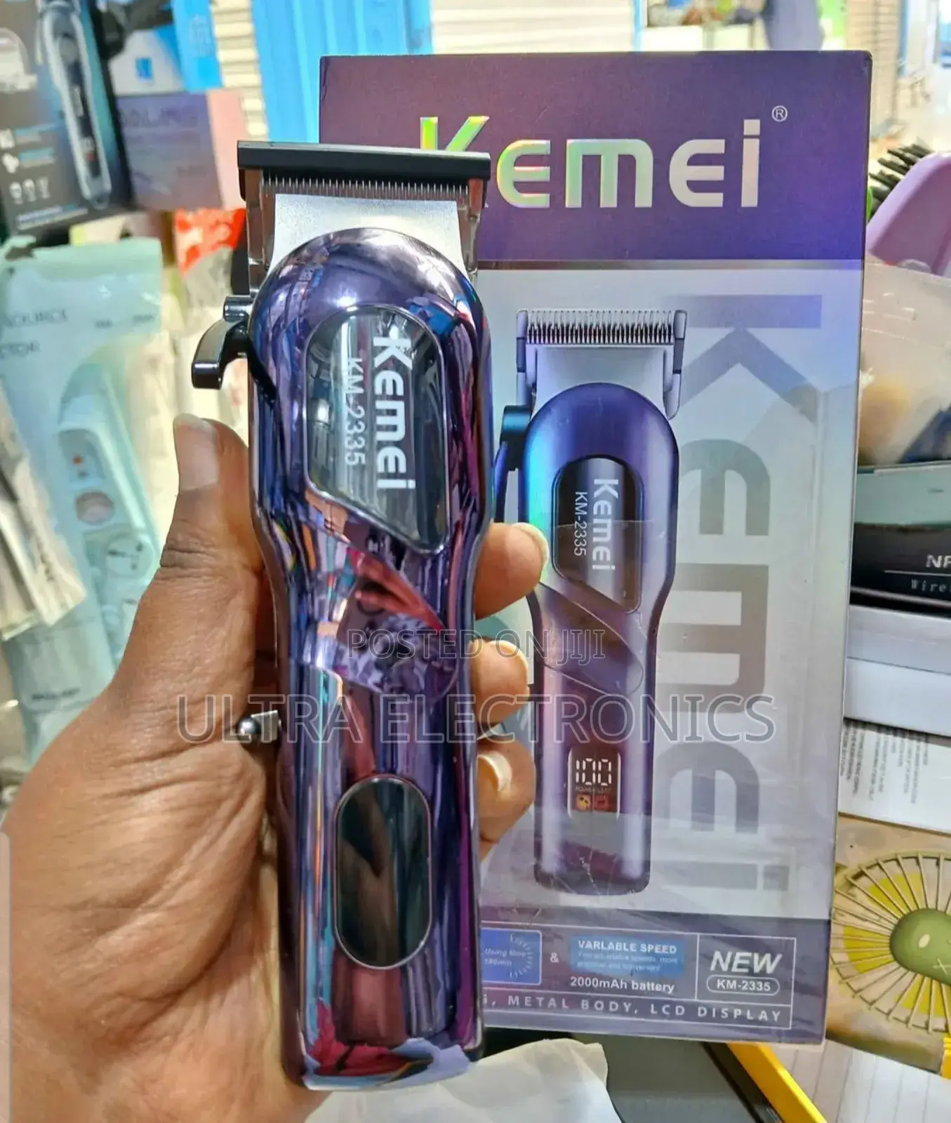 Kemei Km-2335 Hair Clipper Is a Rechargeable, Cordless Grooming Tool