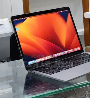 New Laptop Apple MacBook Pro 2022 M2 8GB Apple M2 SSD 256GB