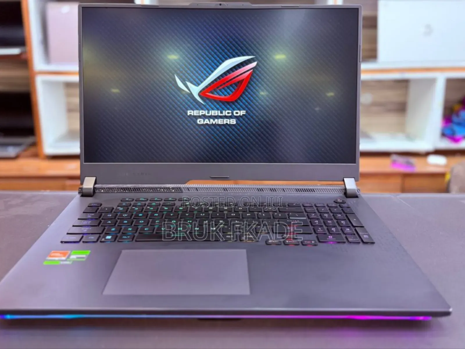 New Laptop Asus G71G 16GB AMD Ryzen 9 SSD 1T