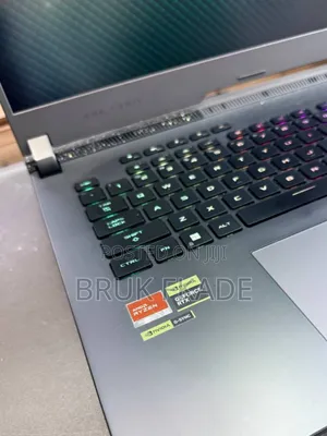 New Laptop Asus G71G 16GB AMD Ryzen 9 SSD 1T