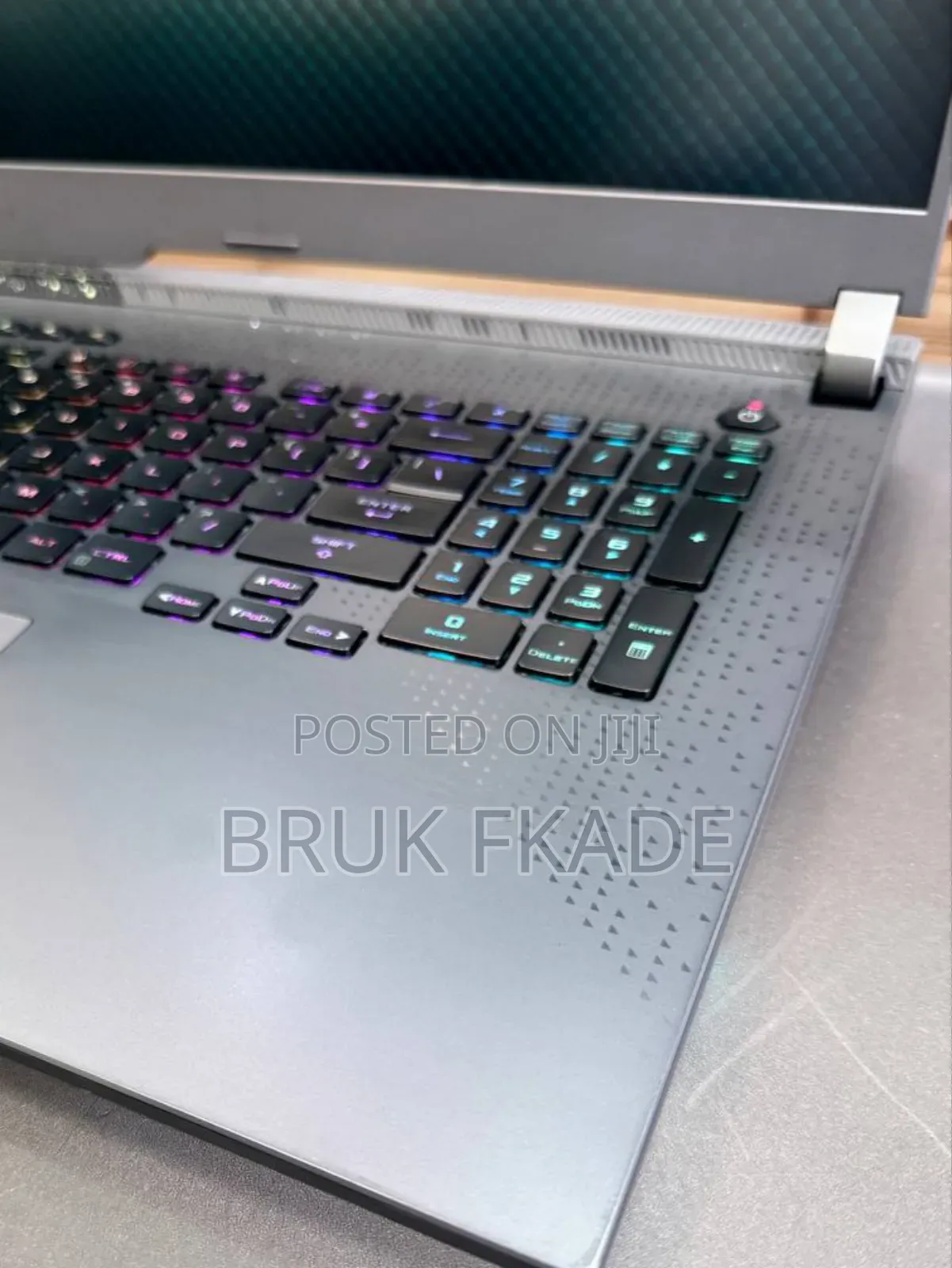 New Laptop Asus G71G 16GB AMD Ryzen 9 SSD 1T