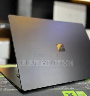 New Laptop Microsoft Surface 16GB Intel Core I7 SSD 512GB