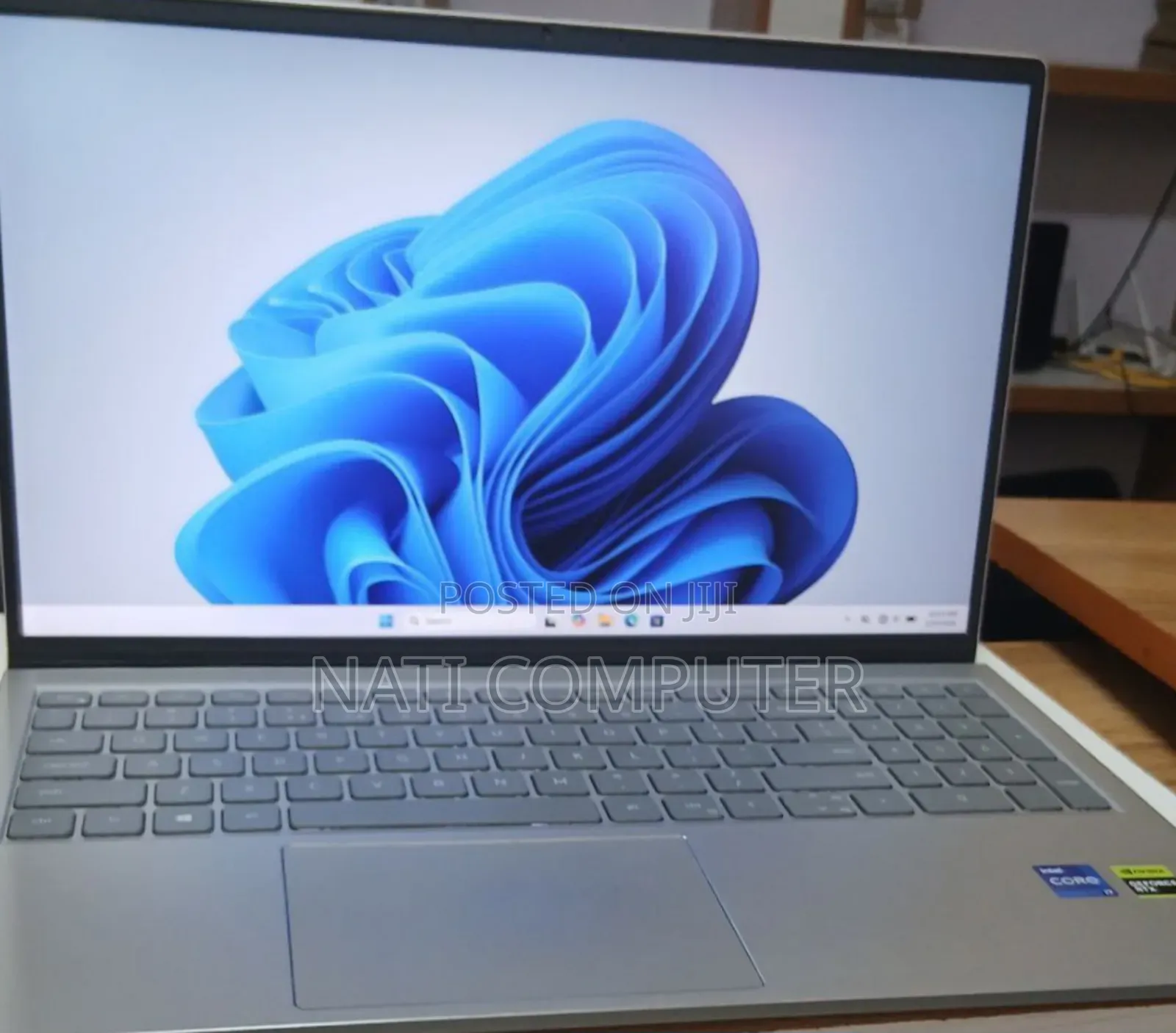 New Laptop Dell Inspiron 15 16GB Intel Core I7 SSD 512GB