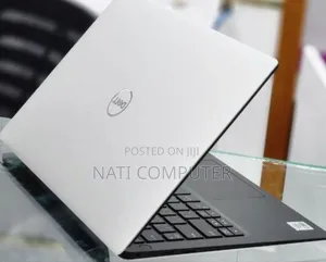 New Laptop Dell XPS 13 8GB Intel Core I7 SSD 512GB