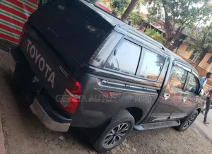 Toyota Hilux 2007 Black