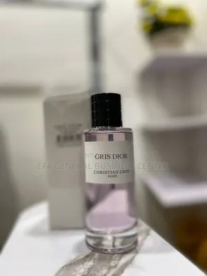 Gris Dior Perfum