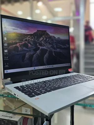 New Laptop Dell G15 5511 16GB Intel Core I7 SSD 512GB