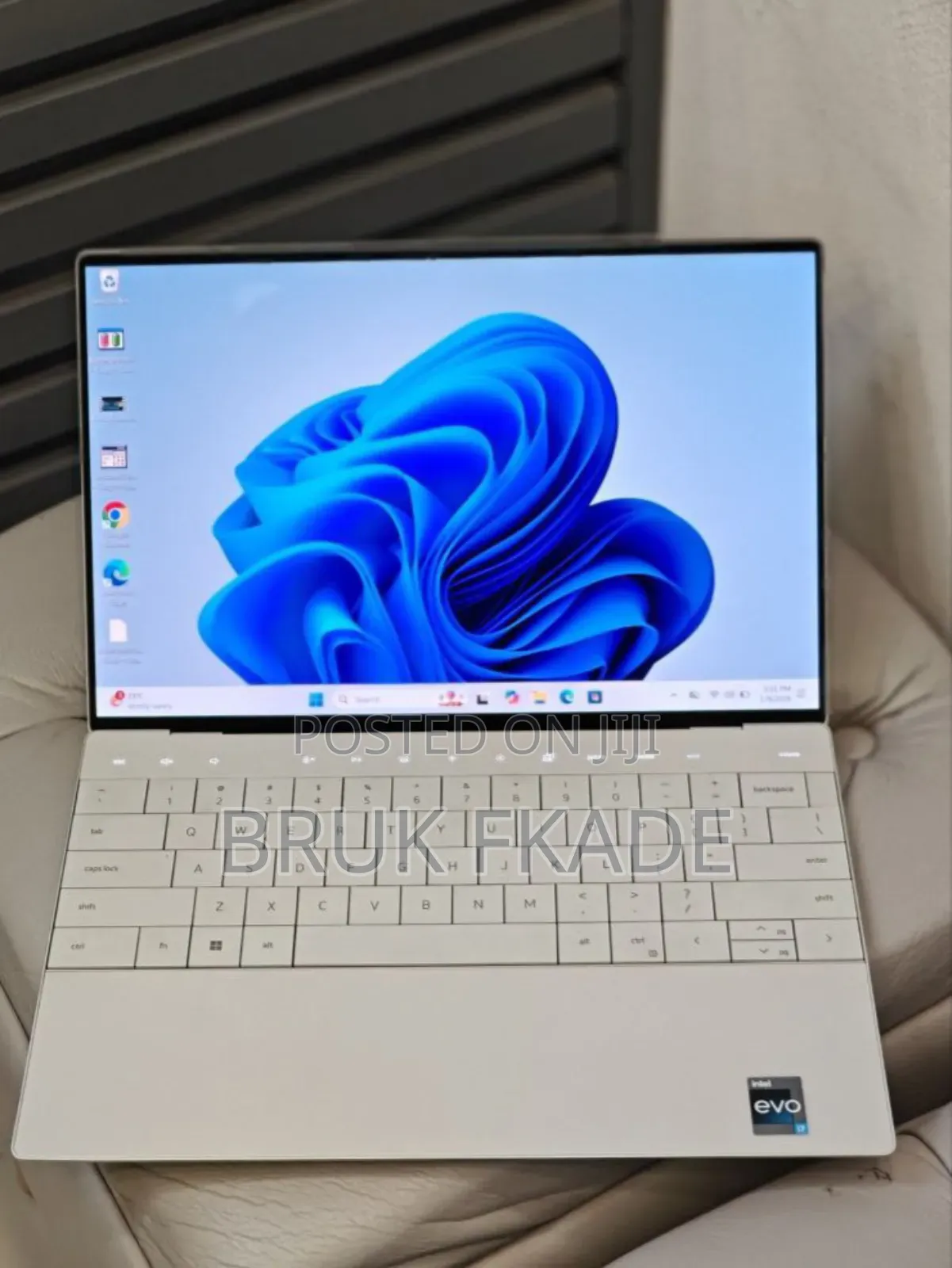 New Laptop Dell XPS 13 9320 32GB Intel Core I7 SSD 1T