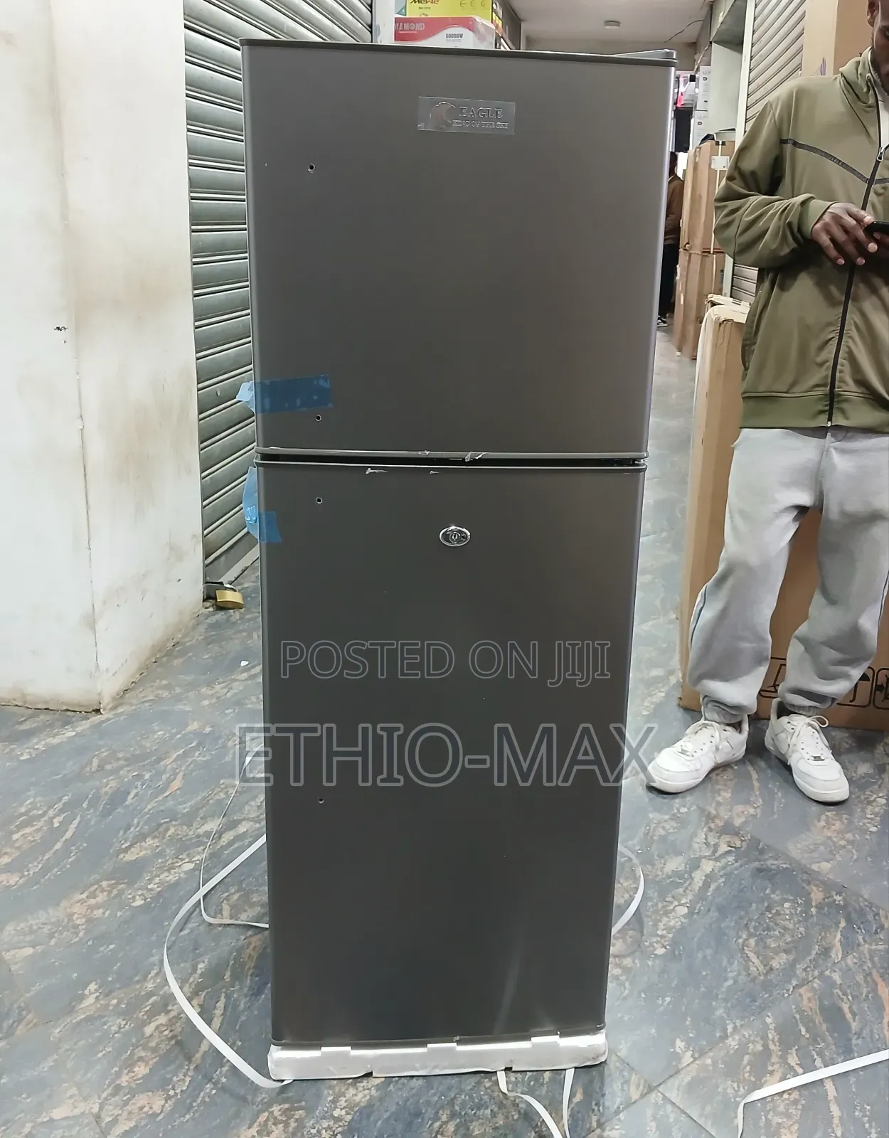 Eagle Refrigerator – Strong Cooling | Energy Efficient | Original