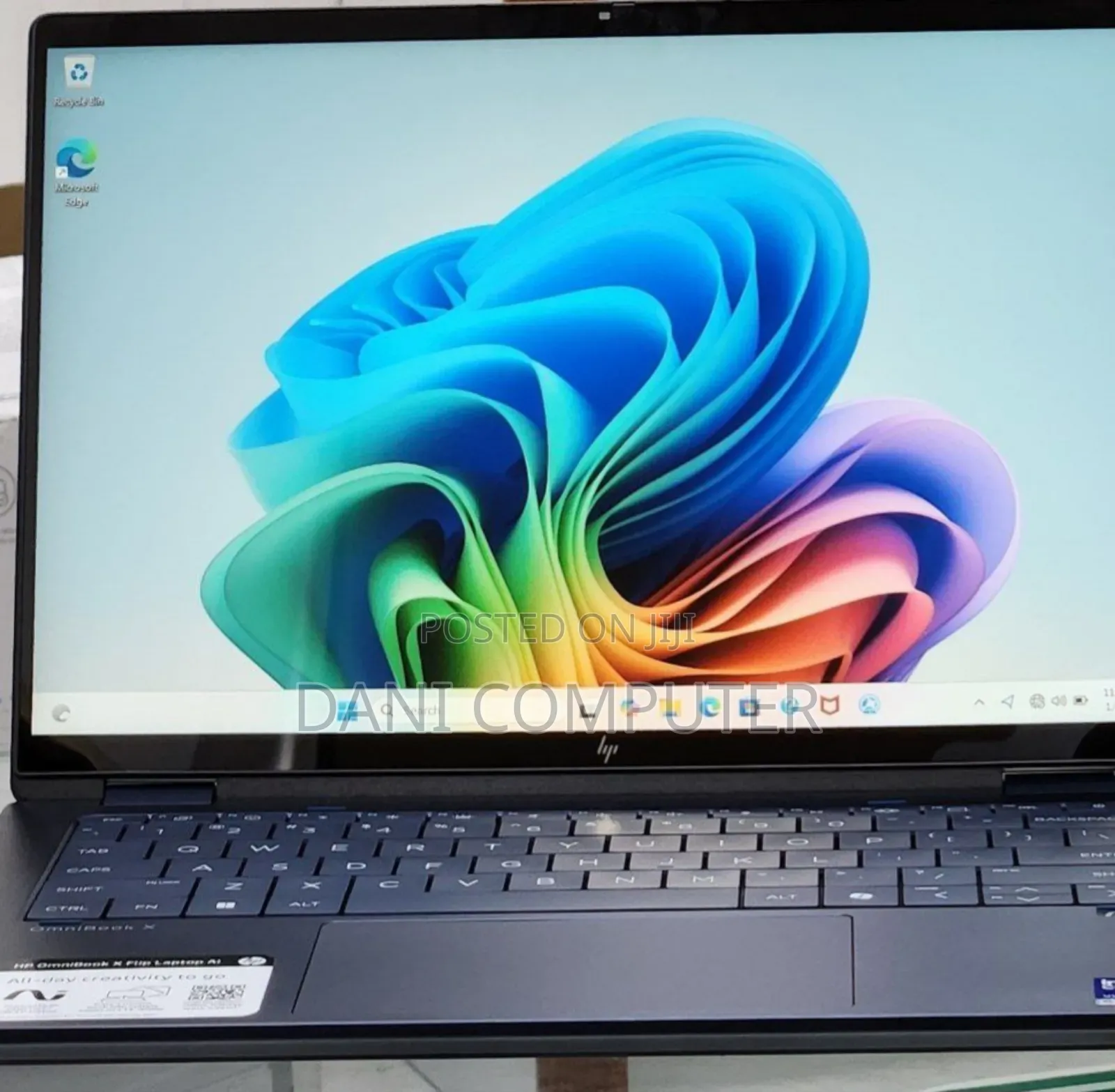 New Laptop HP OmniBook 5 14" 16GB Intel Core Ultra 7 SSD 1T