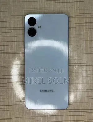 New Samsung Galaxy A06 128 GB White