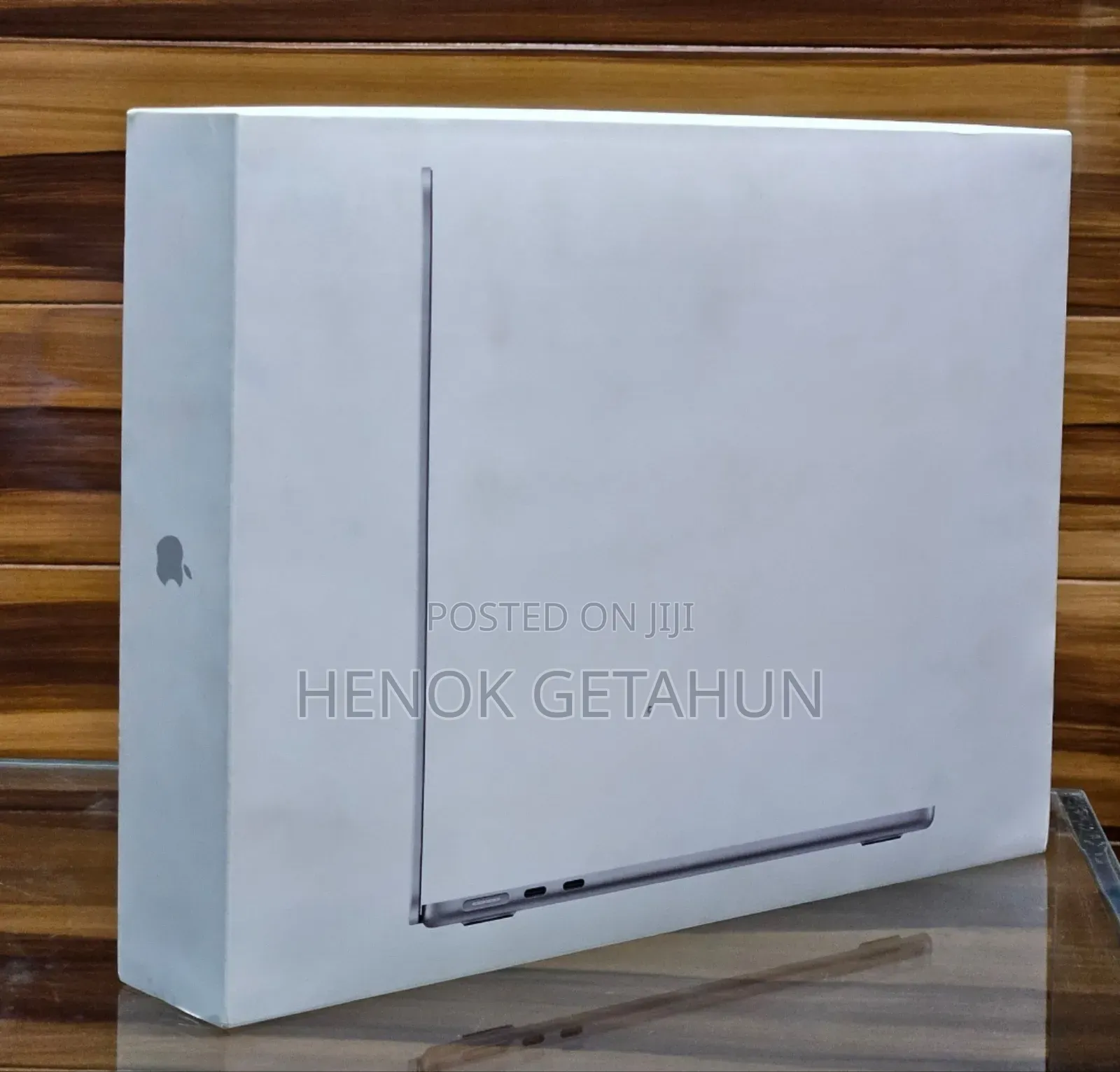 New Laptop Apple MacBook Air 2025 M4 15-Inch 16GB Apple M4 SSD 1T