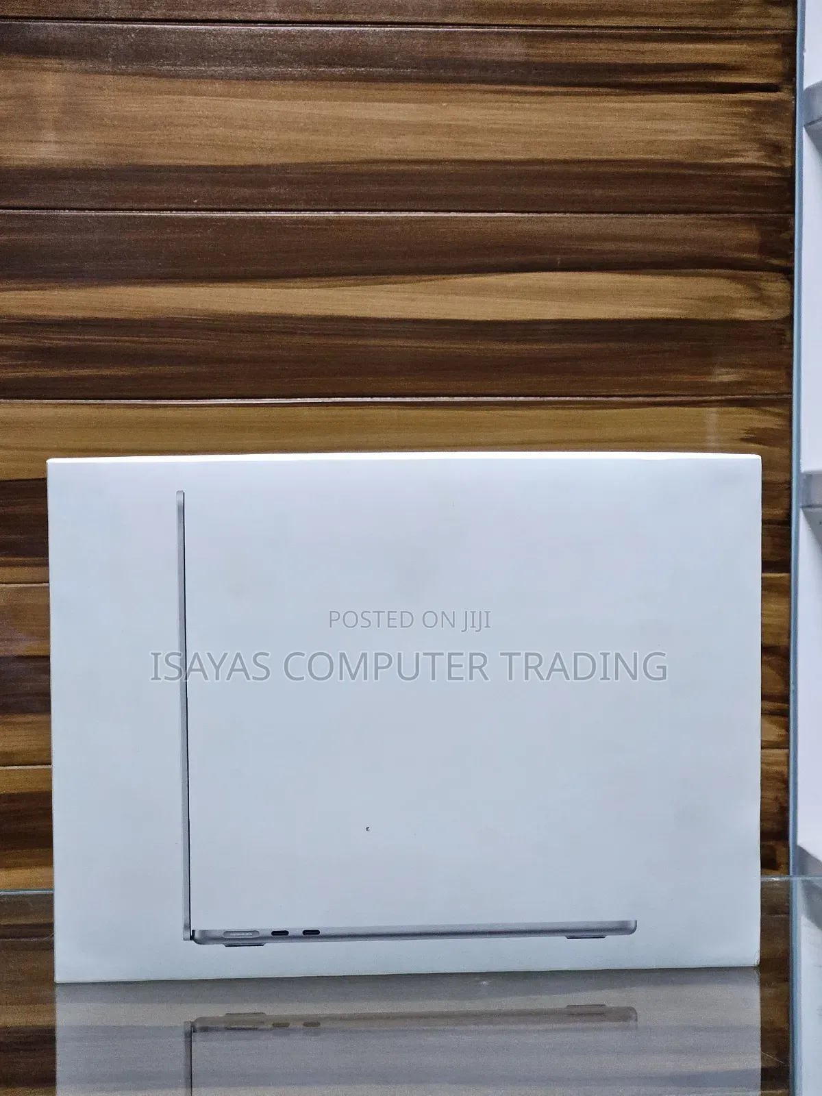 New Laptop Apple MacBook Air 2025 M4 13-Inch 16GB Apple M4 SSD 1T