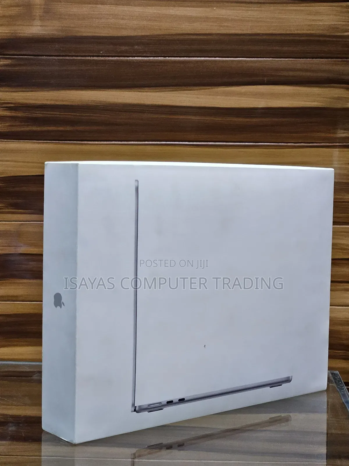New Laptop Apple MacBook Air 2025 M4 13-Inch 16GB Apple M4 SSD 1T