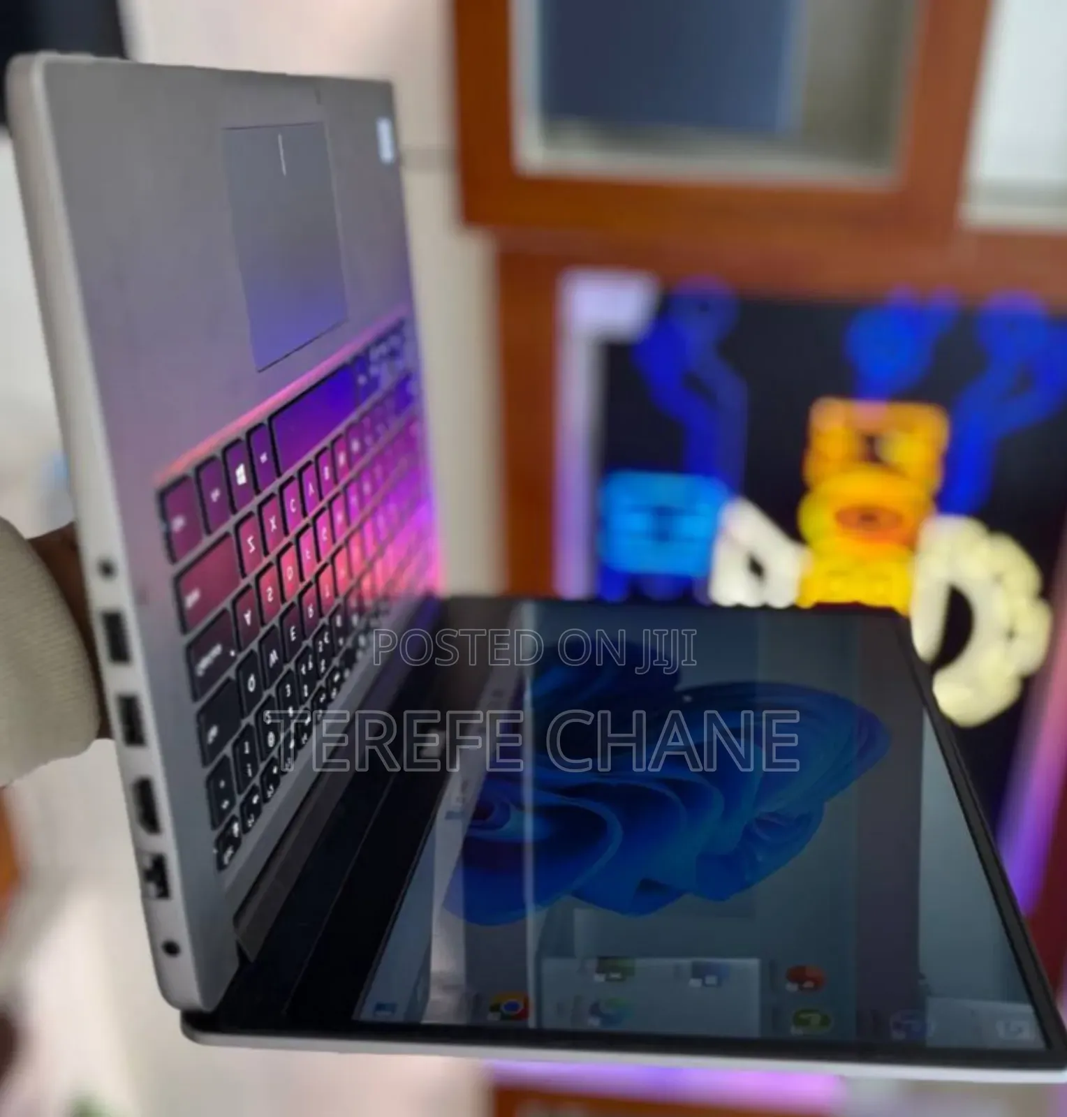 New Laptop Dell Inspiron 15 8GB Intel Core I7 SSHD (Hybrid) 256GB