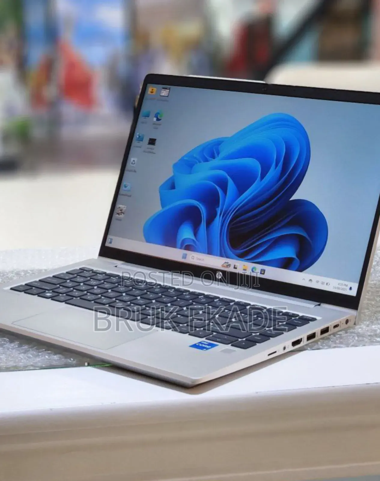 New Laptop HP ProBook 440 G8 8GB Intel Core I5 SSD 256GB