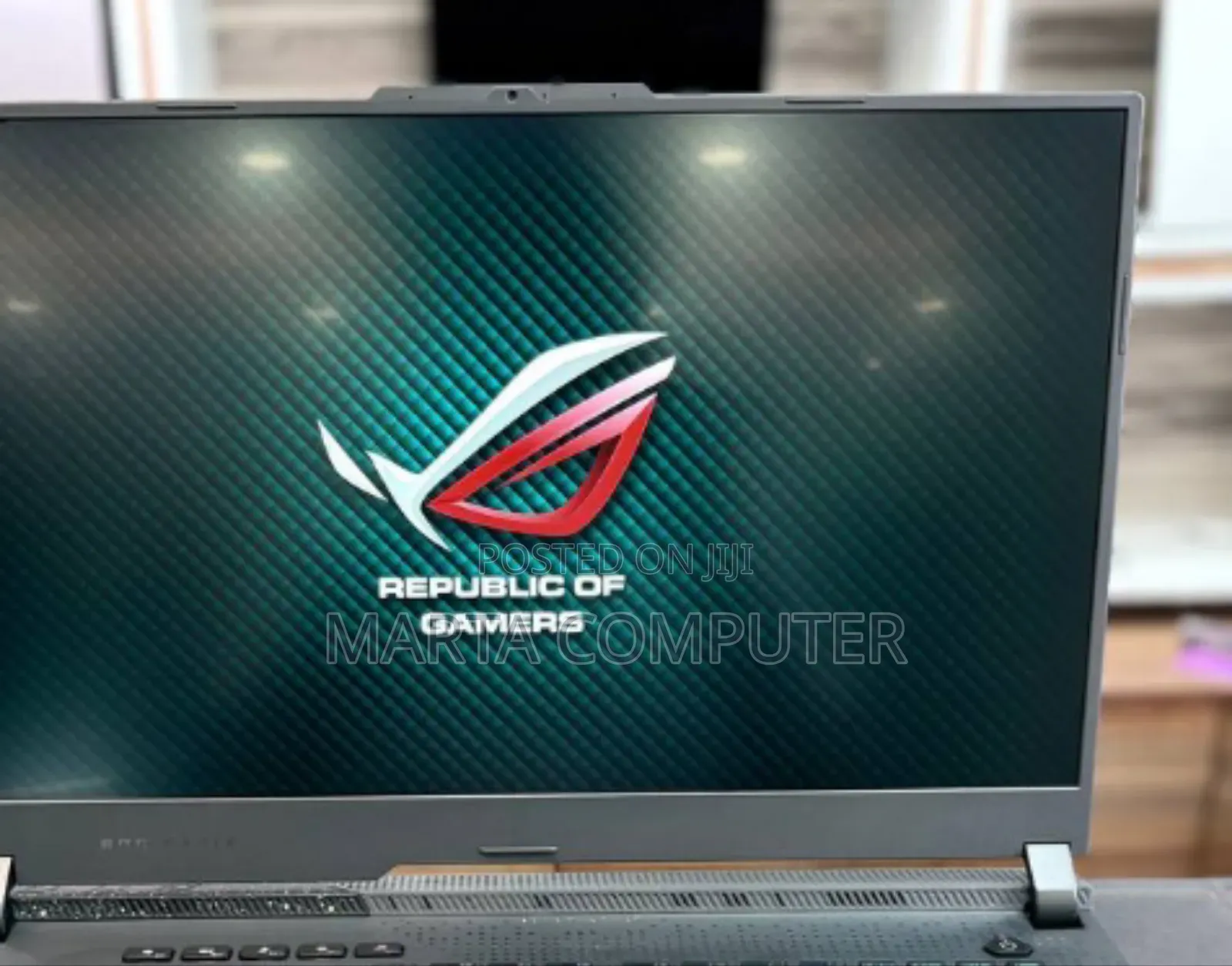 New Laptop Asus ROG Strix G17 16GB AMD Ryzen 9 SSD 1T