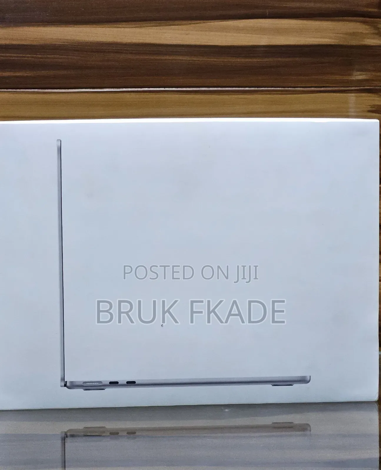 New Laptop Apple MacBook Air 2025 M4 13-Inch 16GB Apple M4 SSD 1T