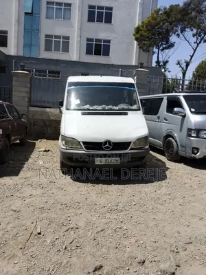Mercedes-Benz Sprinter 2005 White