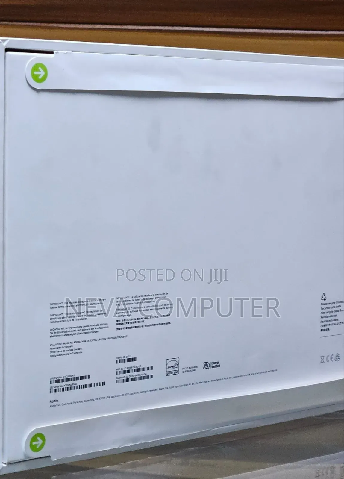 New Laptop Apple MacBook Air 2025 M4 13-Inch 16GB Apple M4 SSD 1T