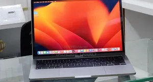 New Laptop Apple MacBook Pro 2022 M2 8GB Apple M2 SSD 256GB
