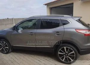 Nissan Qashqai 2017 Gray