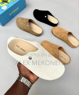 እጅግ በጣም ዘመናዊ እና ምቹ Clogs!