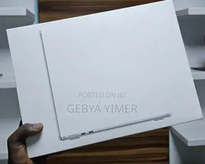 New Laptop Apple MacBook Air 2025 M4 13-Inch 16GB Apple M4 SSD 1T